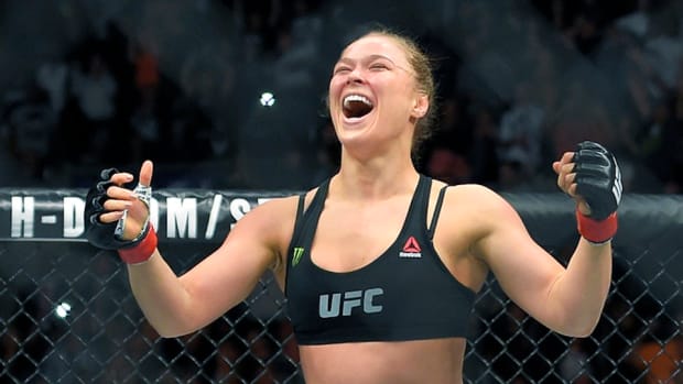 Ronda Rousey Likes Walking Around The House Naked It Seems Sports Illustrated