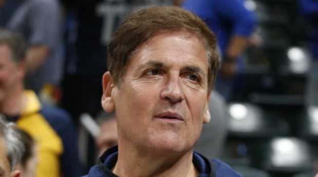 Mavericks Owner Mark Cuban Blames Jalen Brunson’s Dad, Rick, for Free Agency Exit