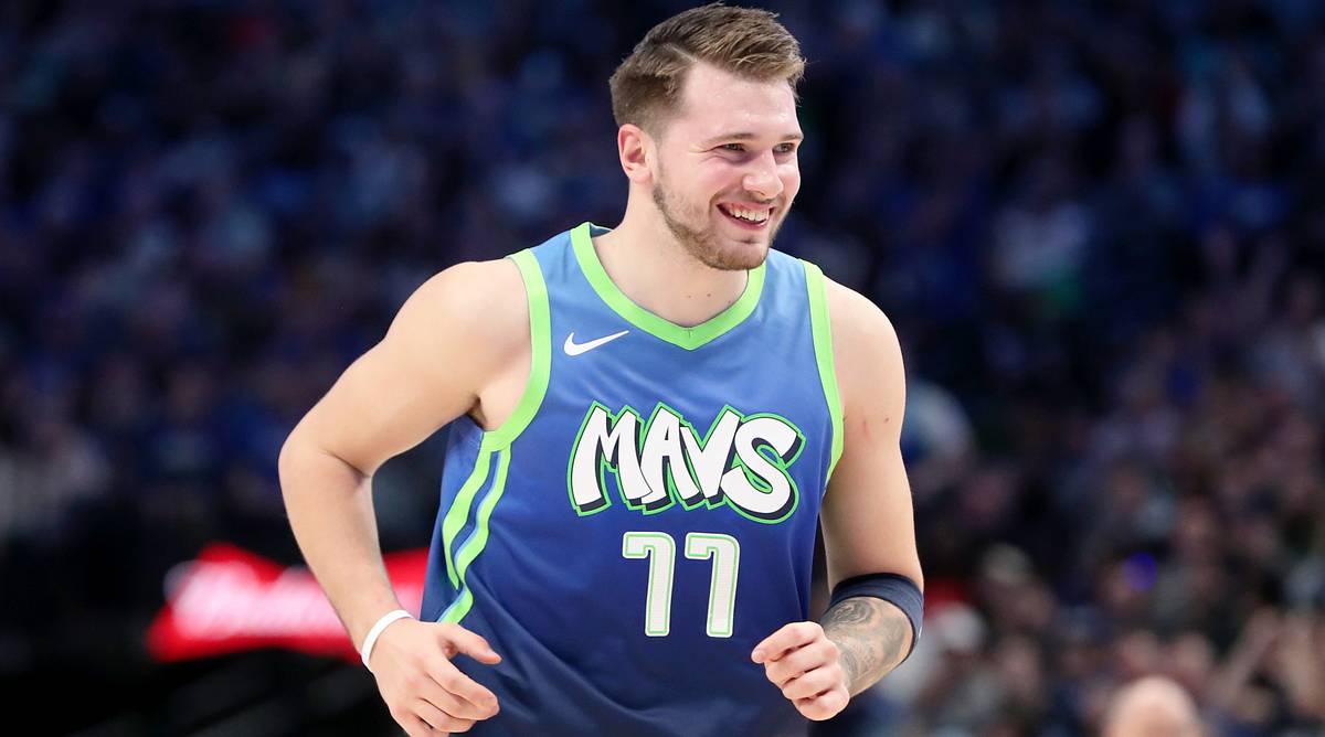 Luka Doncic Scores 24 in Return to Lineup, Mavericks hold off Spurs