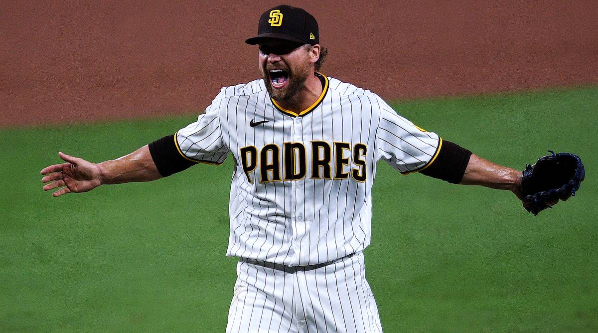 Padres Shut Out Cardinals in Game 3, Advance to NLDS