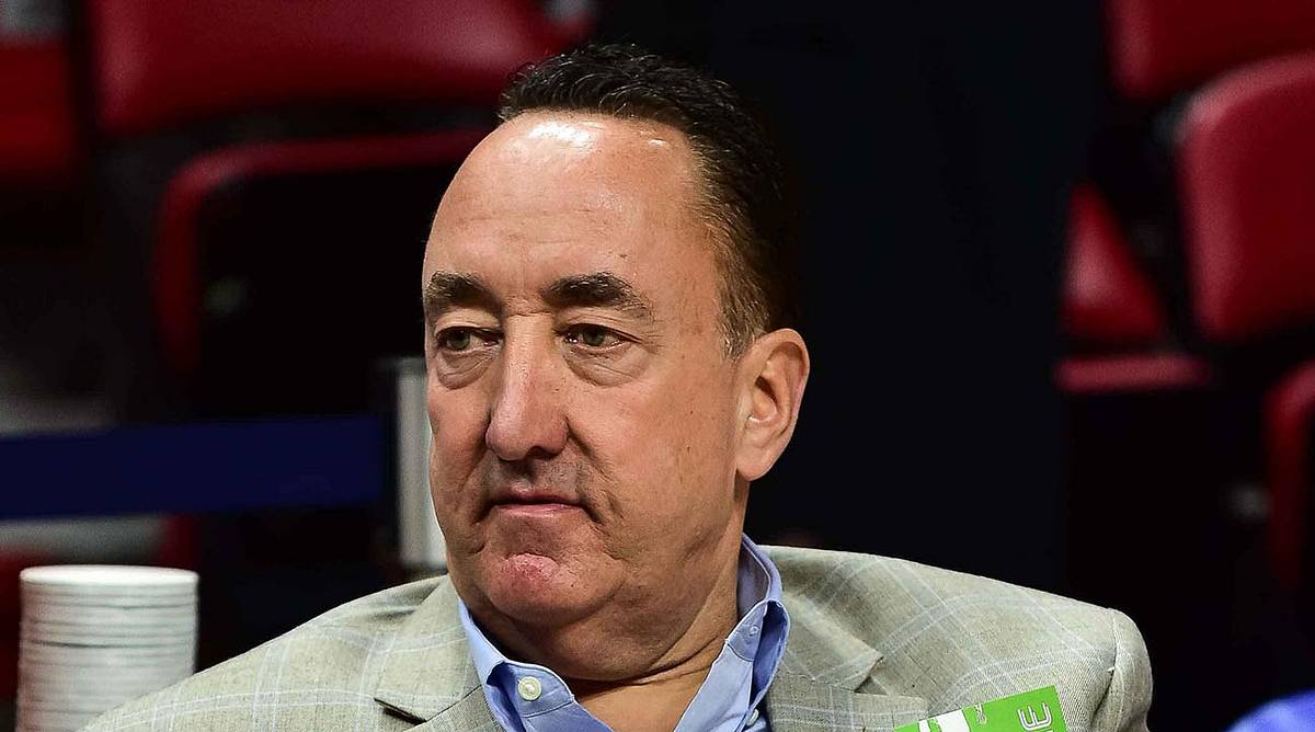 Bulls Fire GM Gar Forman After 22 Years With Franchise