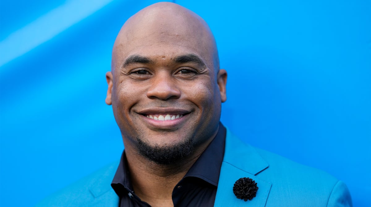 Panthers Legend Steve Smith Reacts to Trade for No. 1 Pick