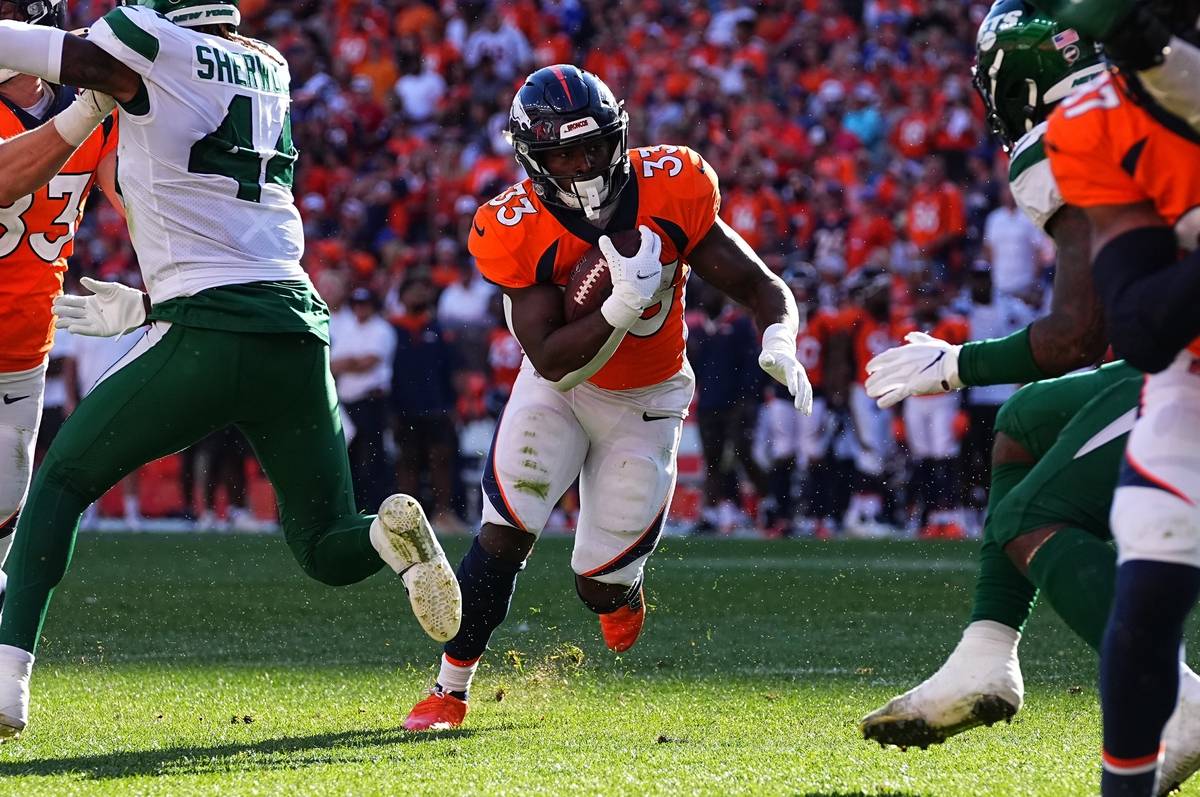 Nine First-Round Running Backs in this Five-Round Fantasy Mock Draft