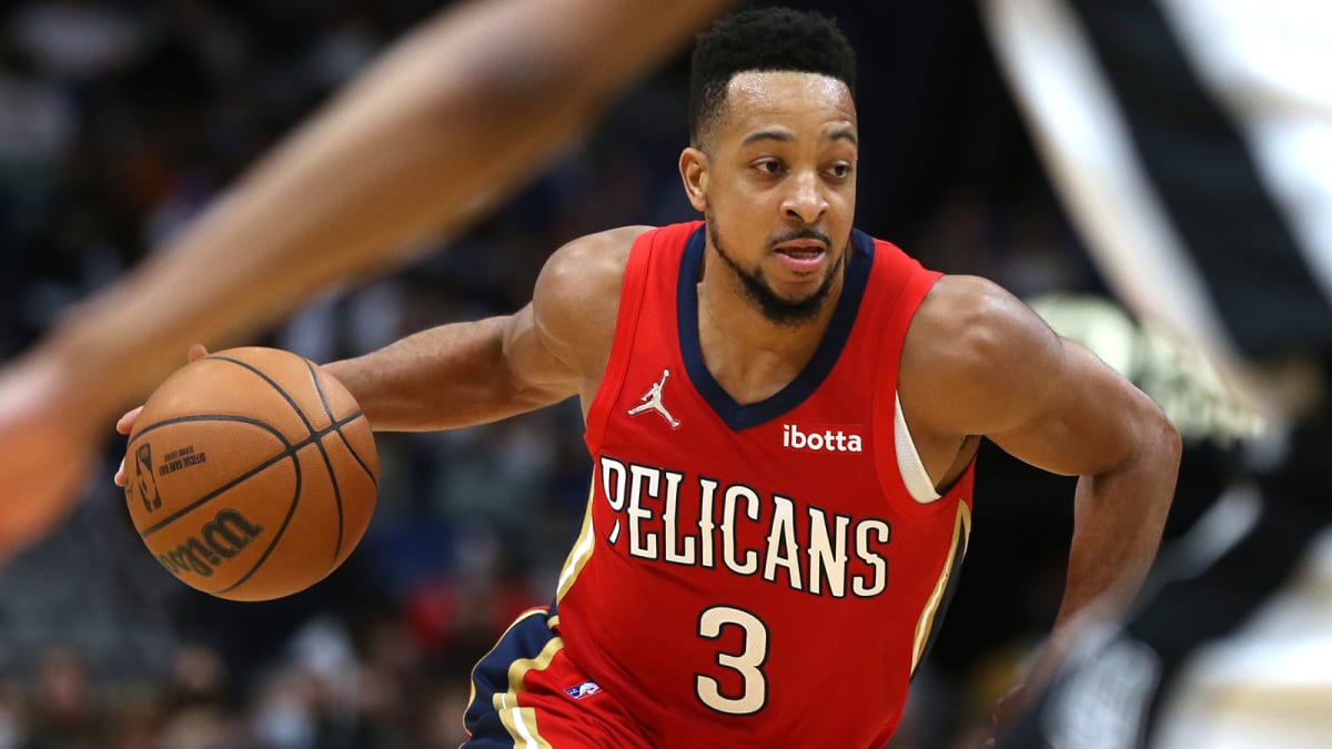 CJ McCollum Signs Extension With Pelicans