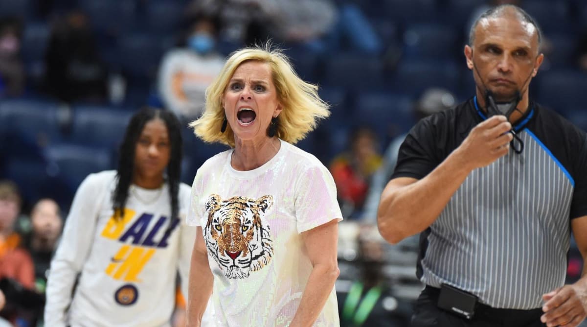 Kim Mulkey Loses Ref LSU