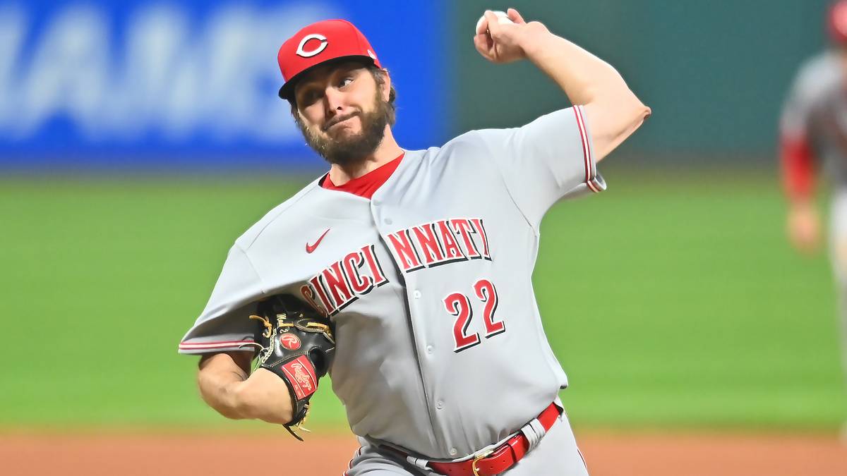 Reds' Wade Miley Throws Fourth No-Hitter of MLB Season