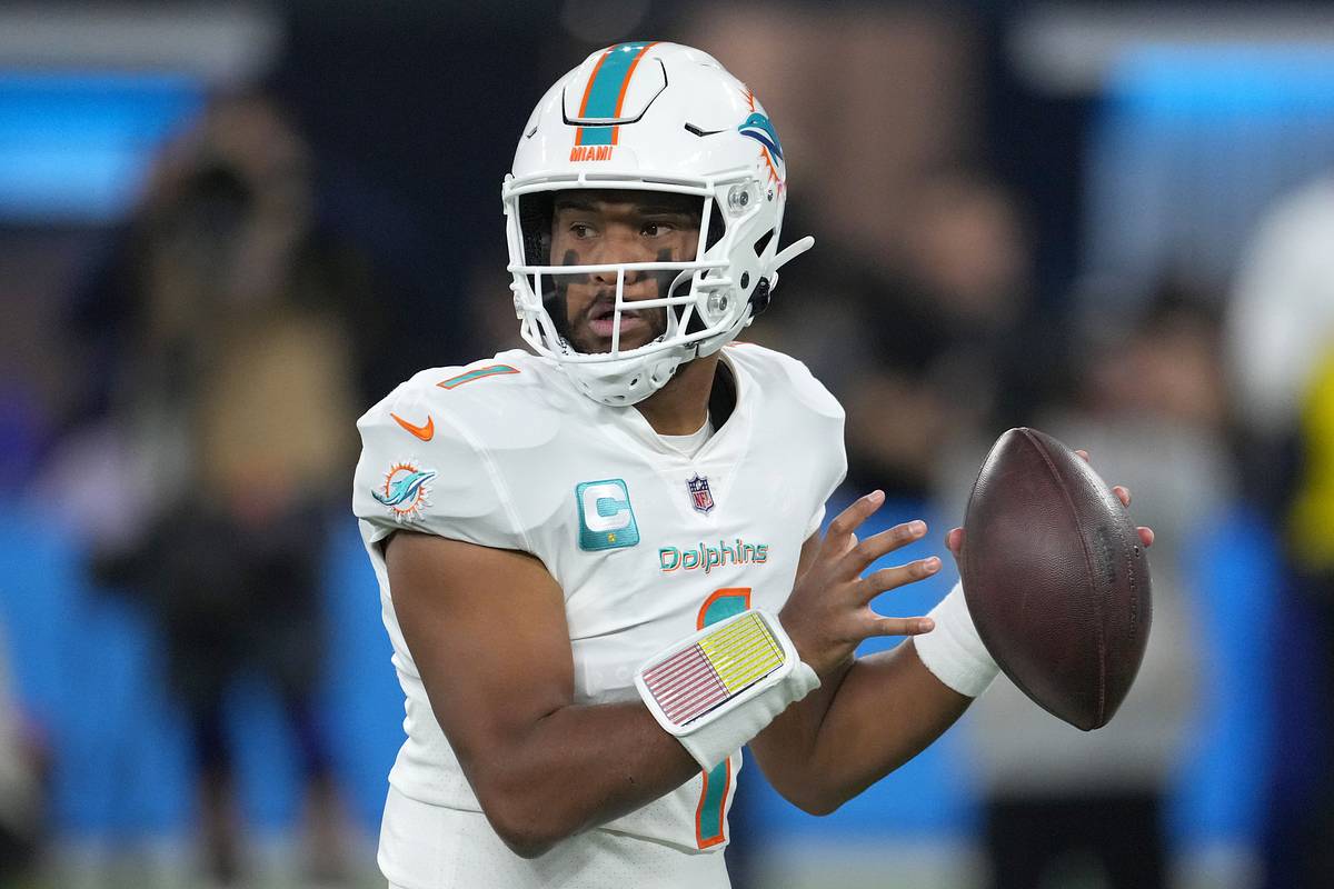 NFL Week 15 Playoff-Clinching Scenarios, Predictions, Tom Brady's Future