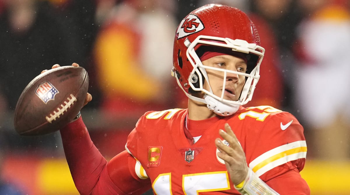 Chiefs’ Andy Reid Provides Patrick Mahomes Injury Update