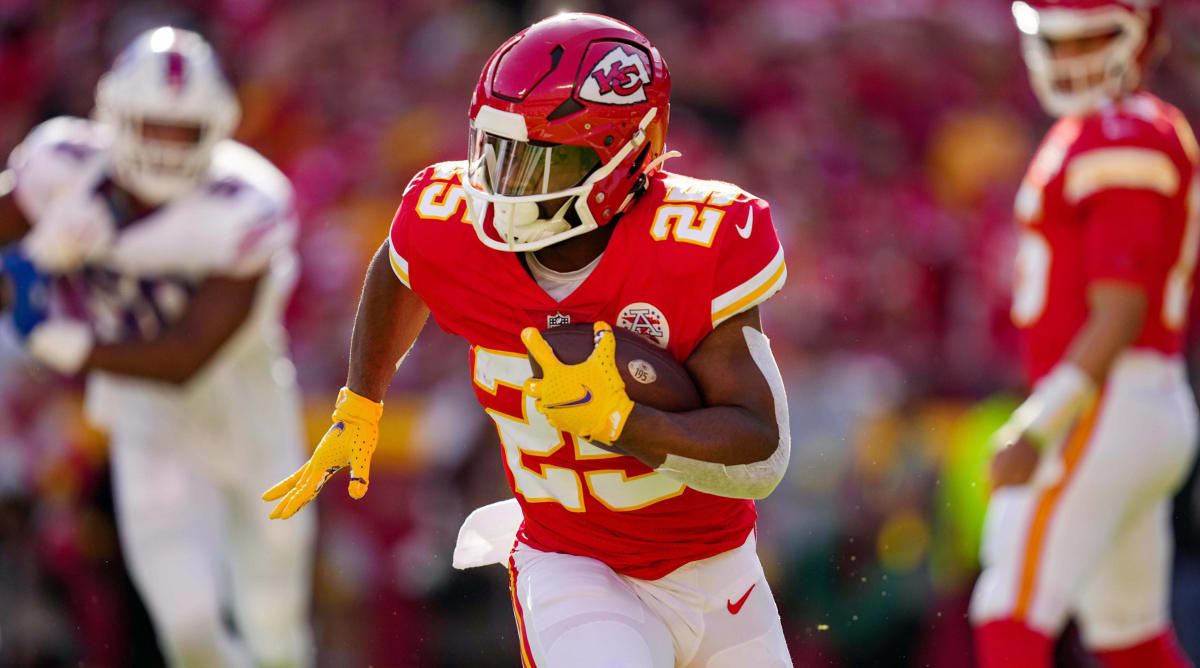 Chiefs Activate Clyde Edwards-Helaire, Place Mecole Hardman on IR