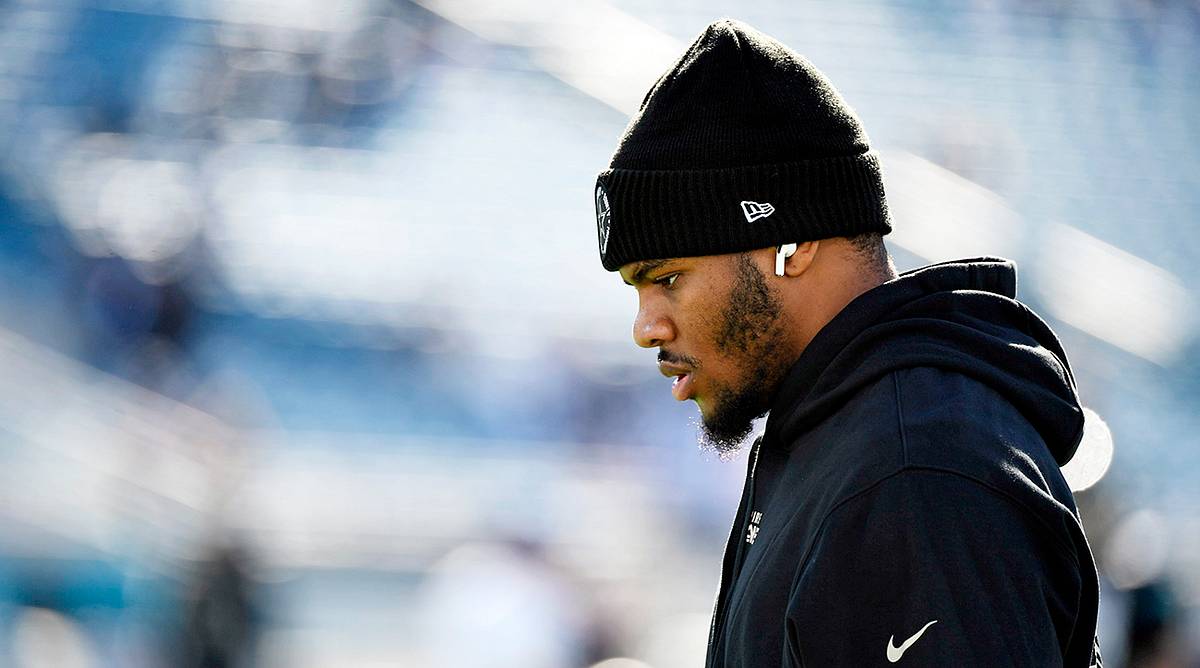 Cowboys' Micah Parsons Has NSFW Reaction to NFL QB Contracts