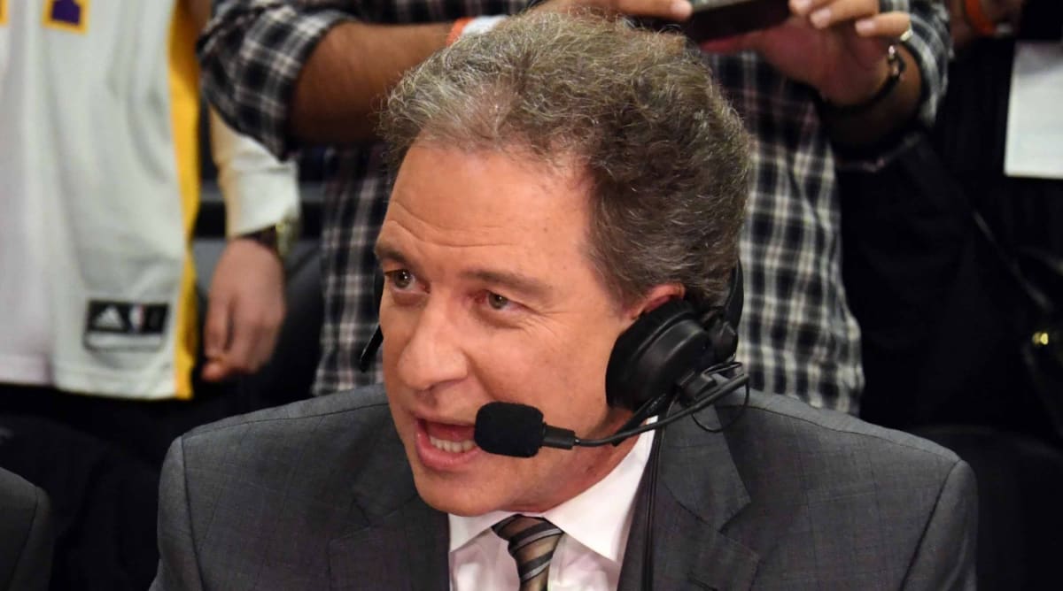Kevin Harlan ’Embarrassed’ By Video of Viral March Madness Call