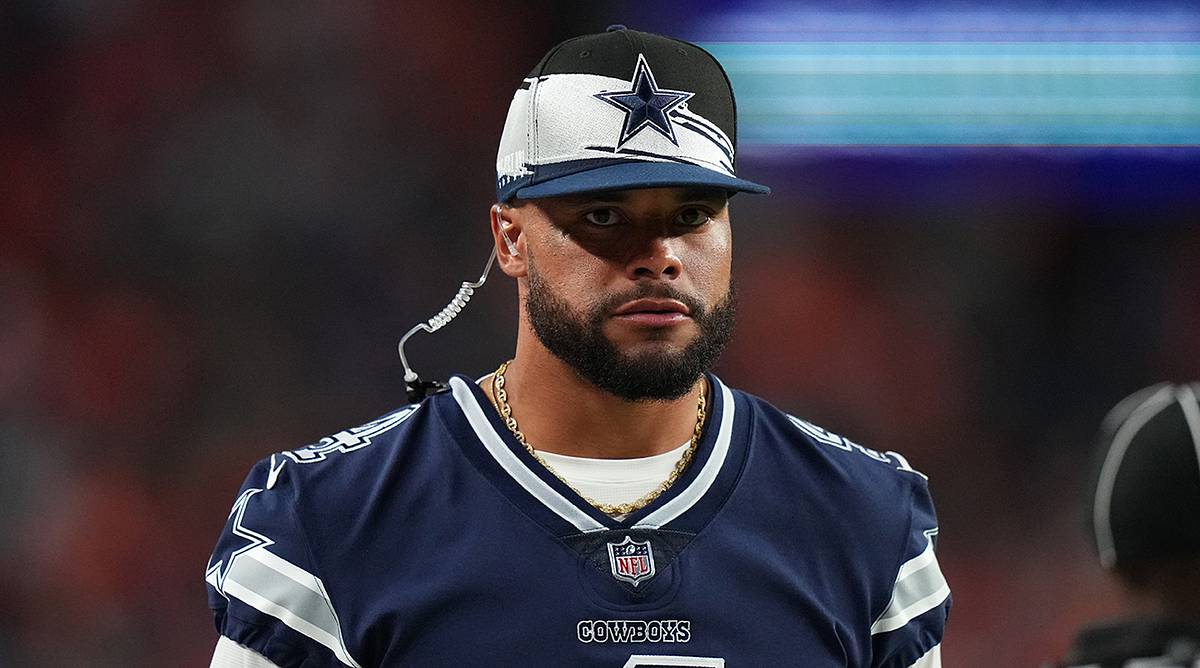 Cowboys VP: Dak Prescott Is 'Built to Last' Despite Recent Injuries