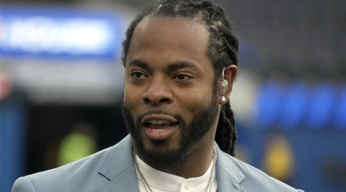 Richard Sherman Reacts to Russell Wilson’s Familiar Fourth-Quarter INT
