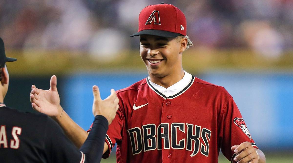 No 2 MLB Draft Decide Druw Jones Injures Shoulder Might Miss Season