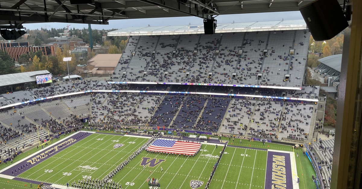 Husky Stadium Has Been Running on Empty for Fans This Season - Sports Illustrated Washington Huskies News, Analysis and More