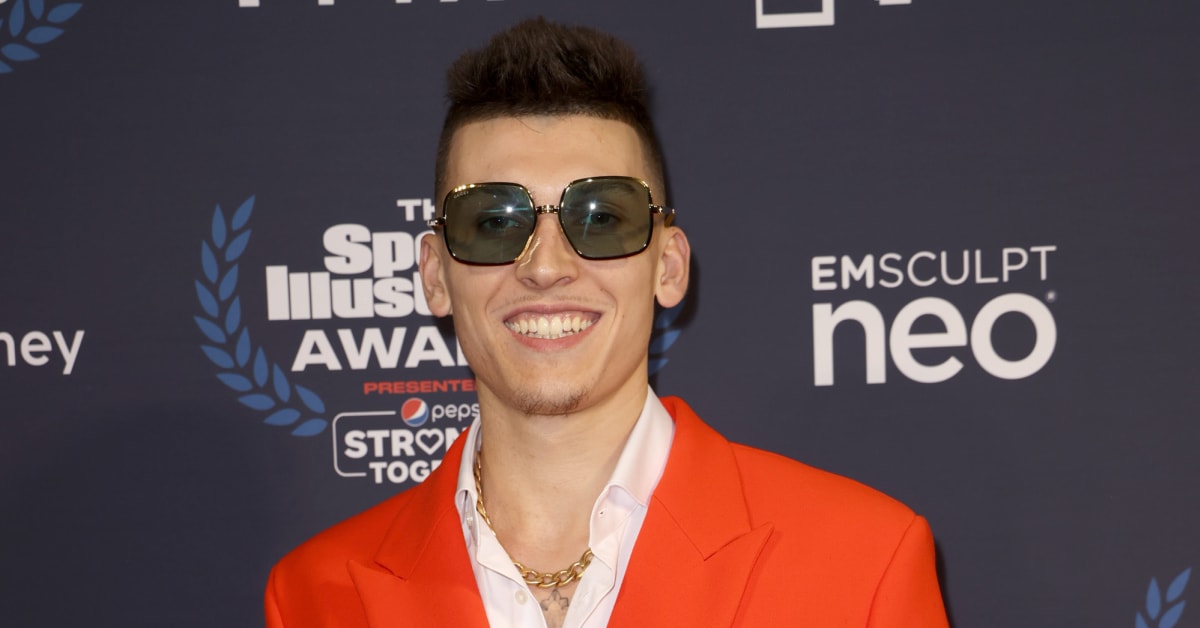 Tyler Herro wins SI's Best Dressed Athlete of the Year award Sports