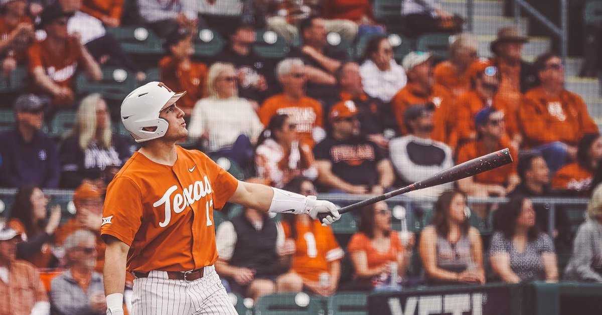 LIVE UPDATES No. 1 Texas Travels to Corpus Christi to Take on Texas A