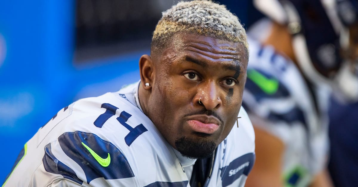 Seahawks’ DK Metcalf Eats Just One Meal a Day in Bizarre, CandyCentric