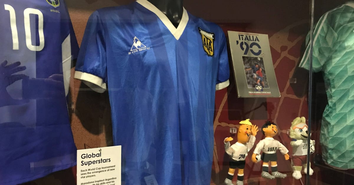 The celebrative Argentina shirt dedicated to Maradona