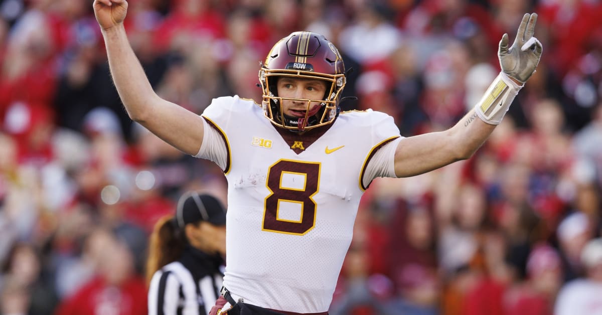 Athan Kaliakmanis comes alive as Gophers beat Badgers in Wisconsin