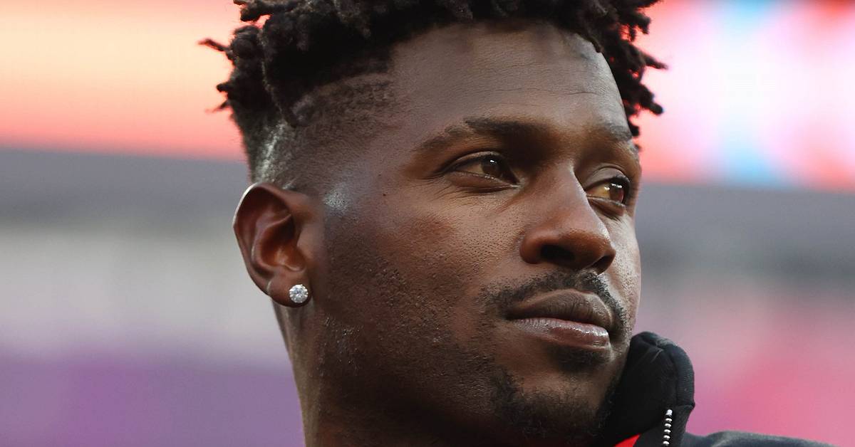 Antonio Brown Claims He’ll Play for Albany Empire Arena Football Team
