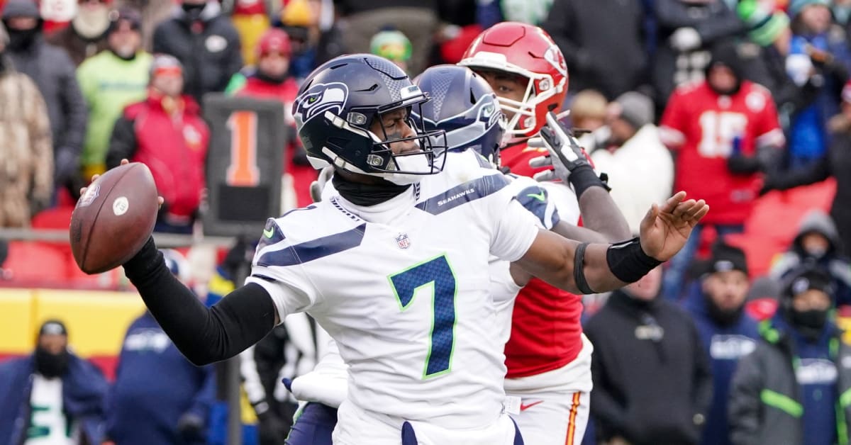 NFL player bonuses and who’s chasing millions of dollars Sports Illustrated