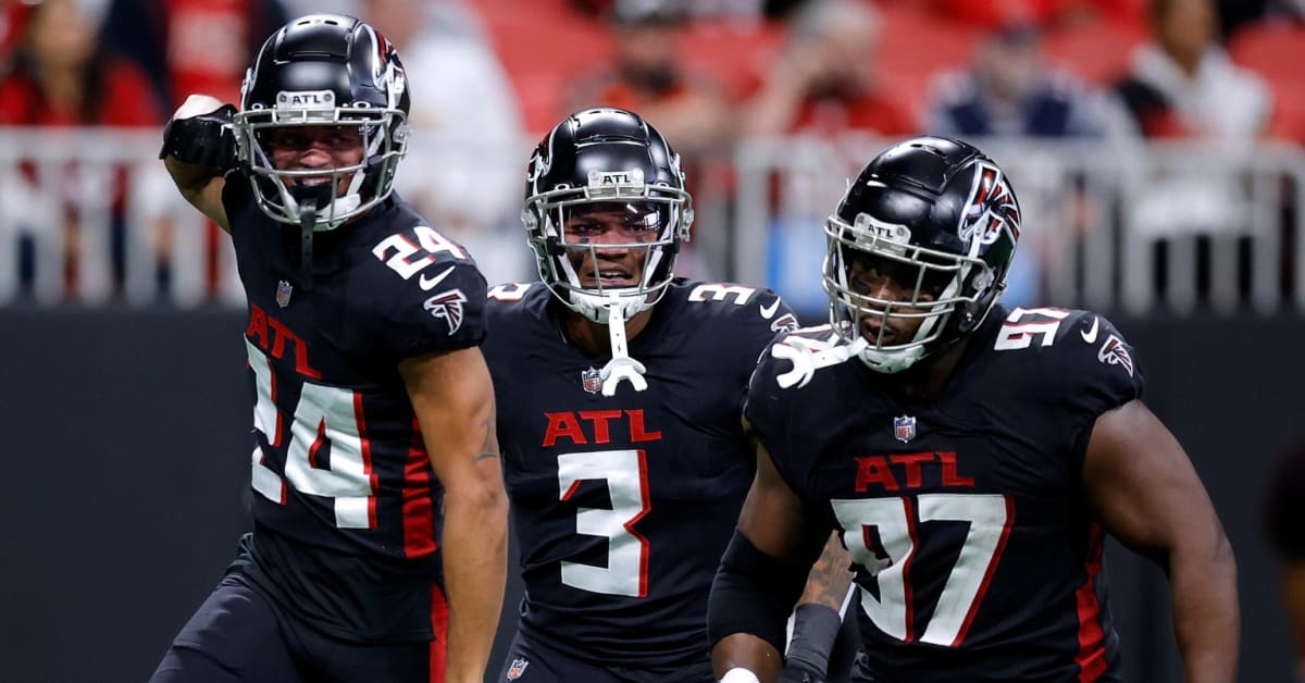 Atlanta Falcons need to ditch their black on black uniforms