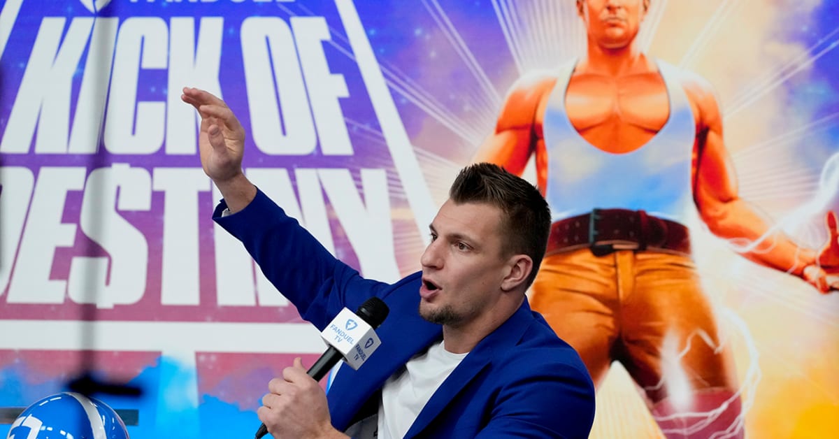 Rob Gronkowski Misses Field Goal on Live Super Bowl Commercial Sports