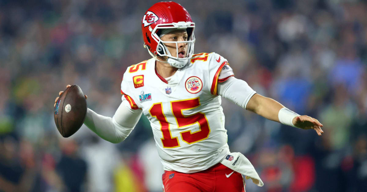 Chiefs' Patrick Mahomes reflects on what winning MVP, Lombardi Trophy would  mean in 2022 - Arrowhead Pride