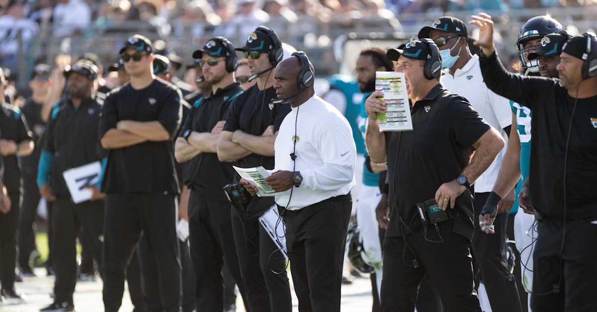 Report Alabama Football Hires Charlie Strong as a Defensive Analyst