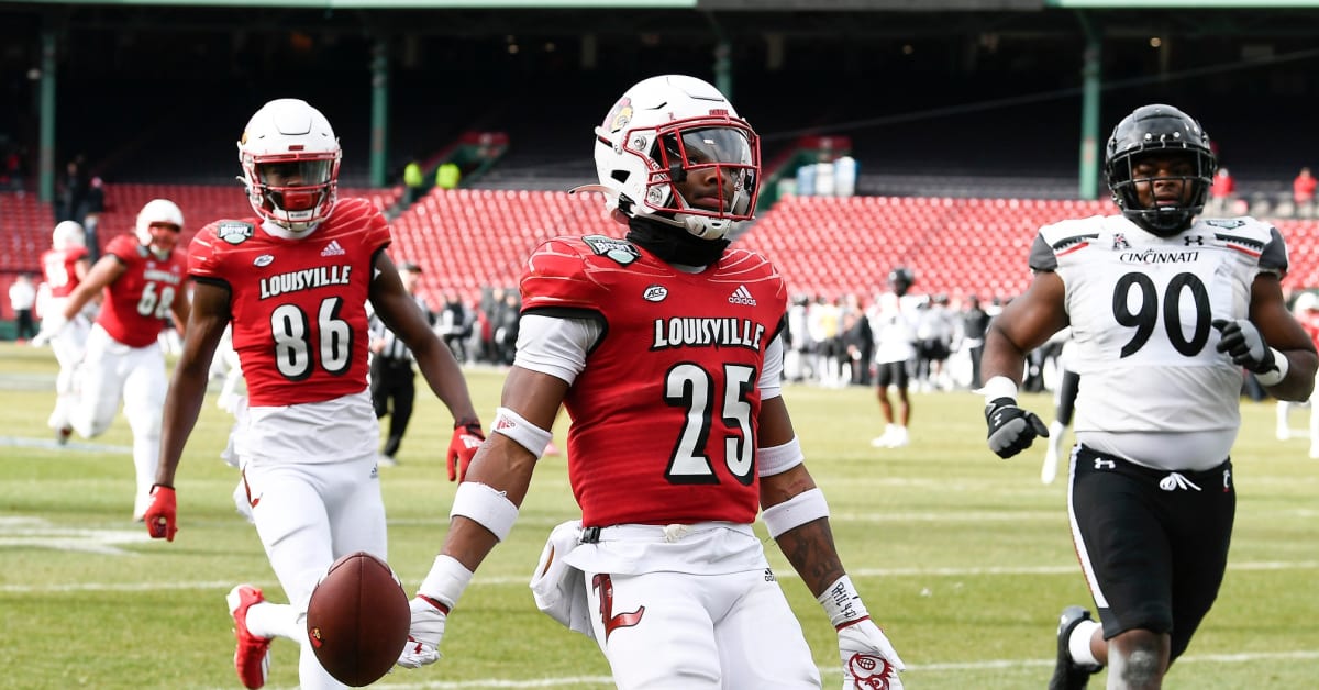 Jawhar Jordan Stepping Up as a Leader and Role Model for Louisville's