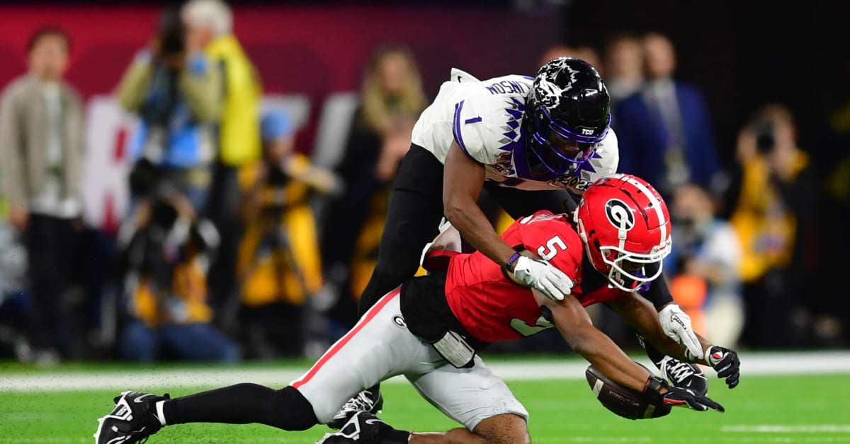 Los Angeles Rams CB Tre'Vius HodgesTomlinson Makes Bold Prediction for