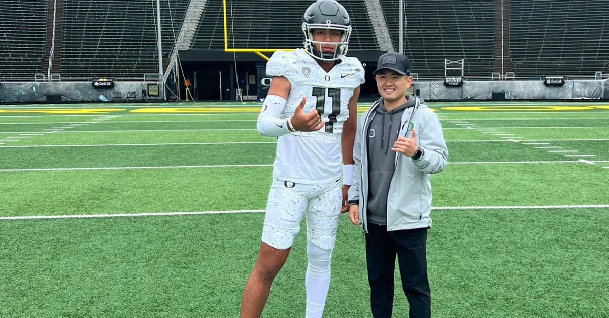UW Offers 9th Quarterback, 2nd from Hawaii, since Alamo Bowl - Sports Illustrated Washington Huskies News, Analysis and More