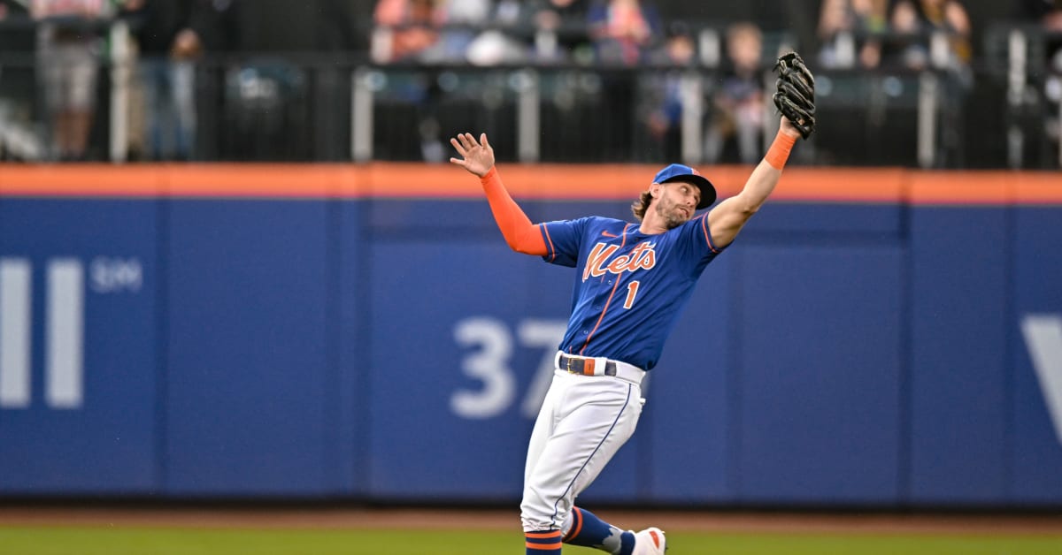 WATCH Bizarre defense and an umpire review lead to critical insurance