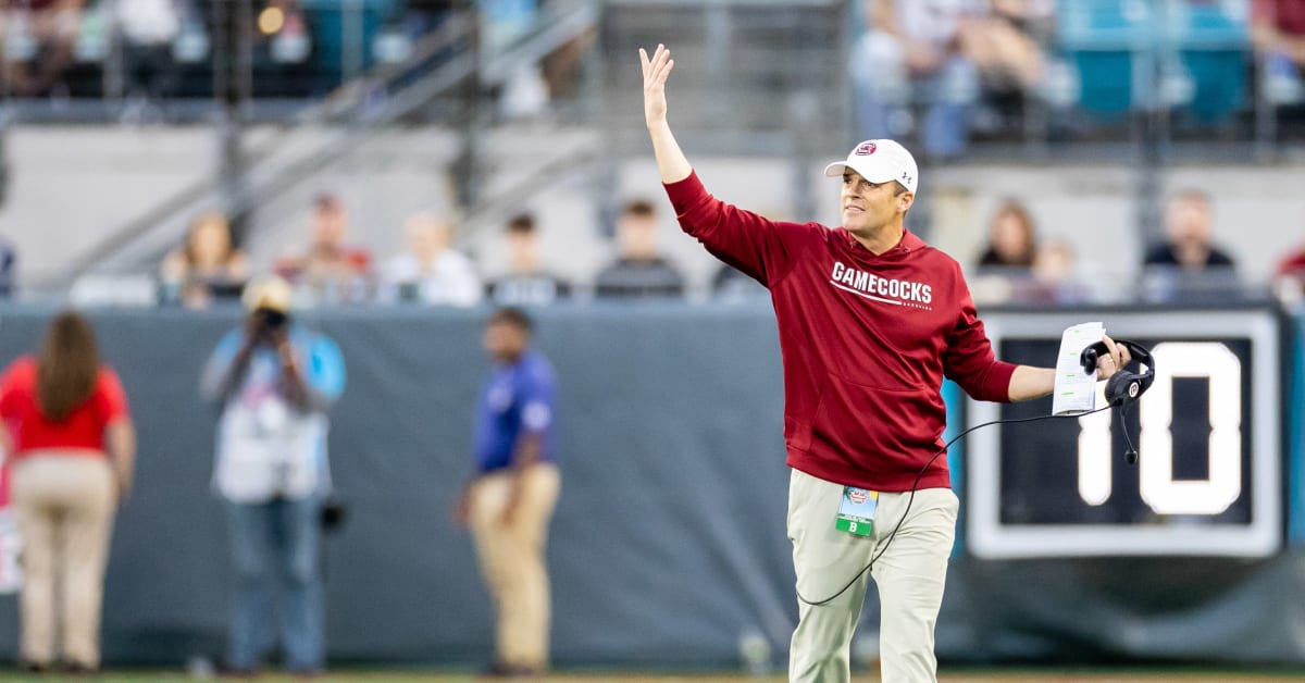 South Carolina's Football Staff Ranks In The Middle Of The Pack In A