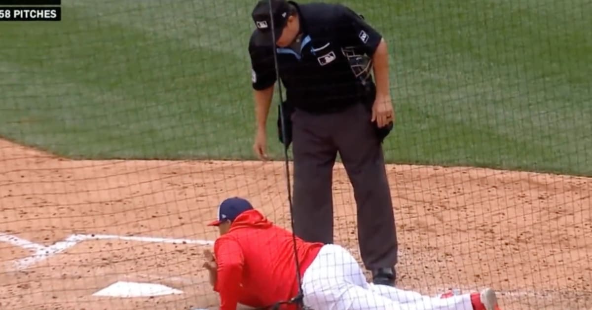 Nationals’ Dave Martinez Goes Off on Umpire, and a Hot Mic Caught the