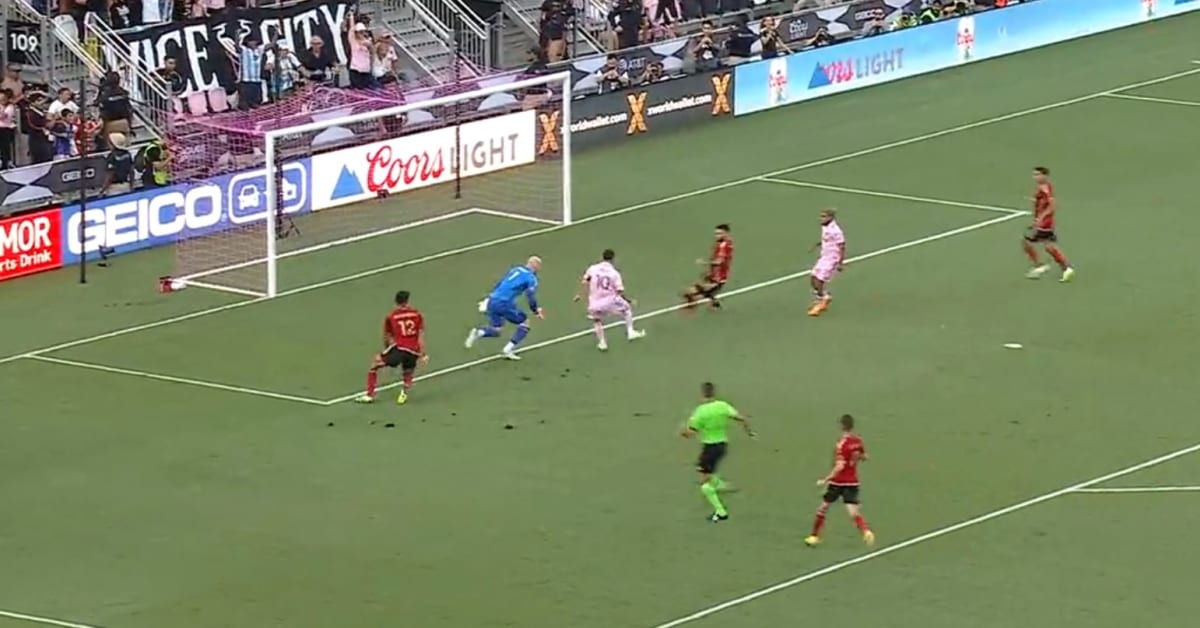 Watch Lionel Messi goal vs Atlanta after Sergio Busquets assist