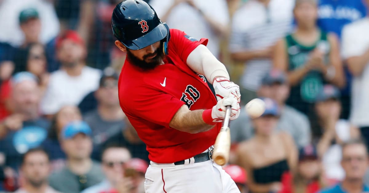 Red Sox Lose to Blue Jays on Dizzying GameEnding, Baserunning Blunder