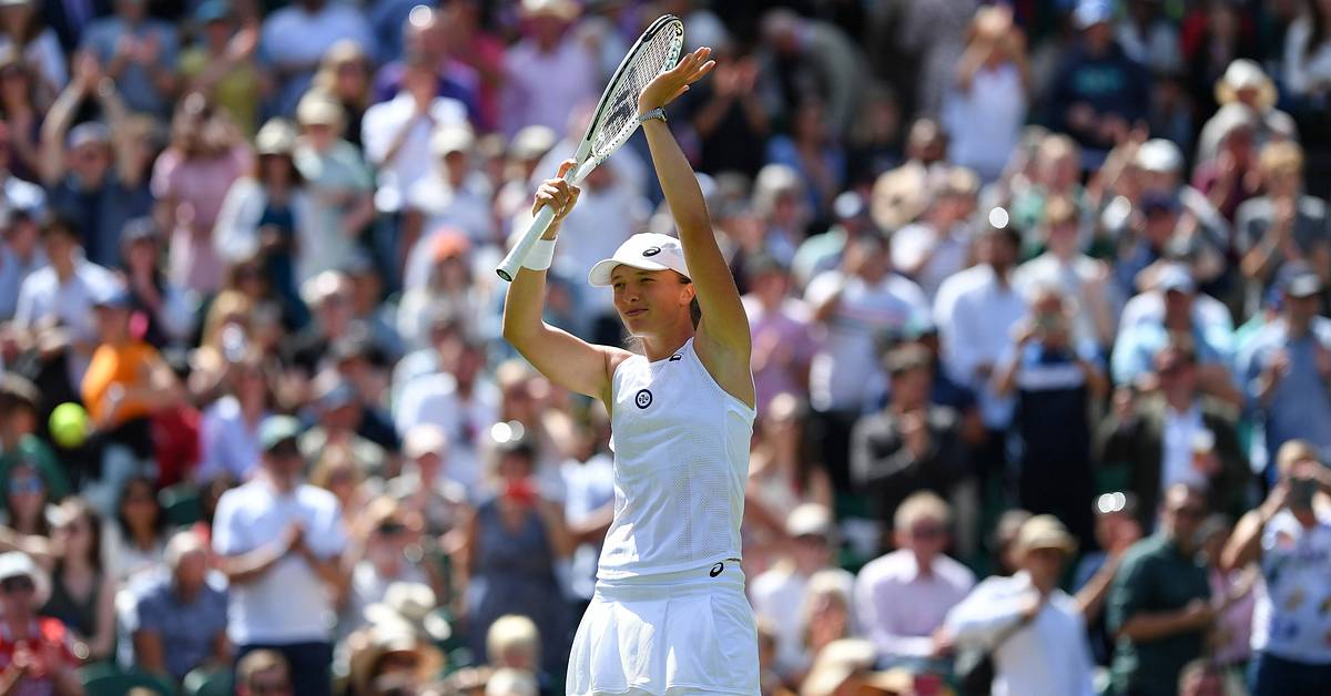 World No. 1 Iga Swiatek Announces Tennis Event to Benefit Ukraine ...