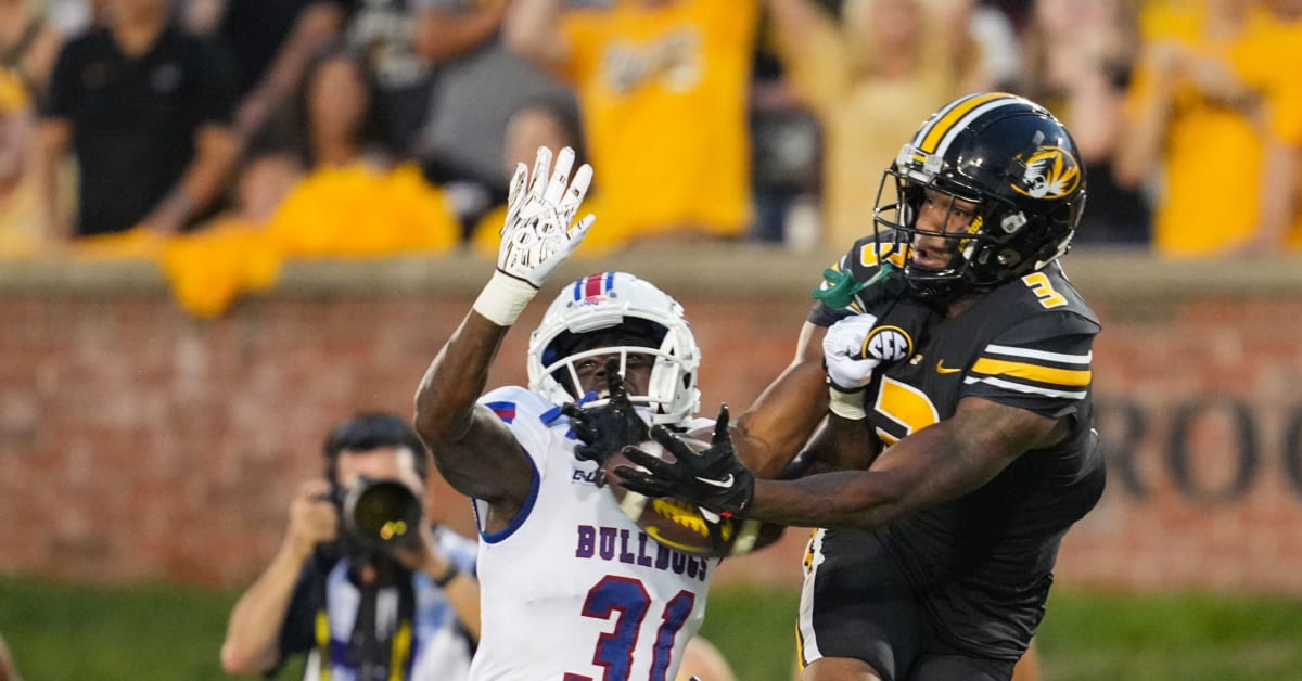 WATCH Missouri Tigers Freshman WR Luther Burden Catches First Career