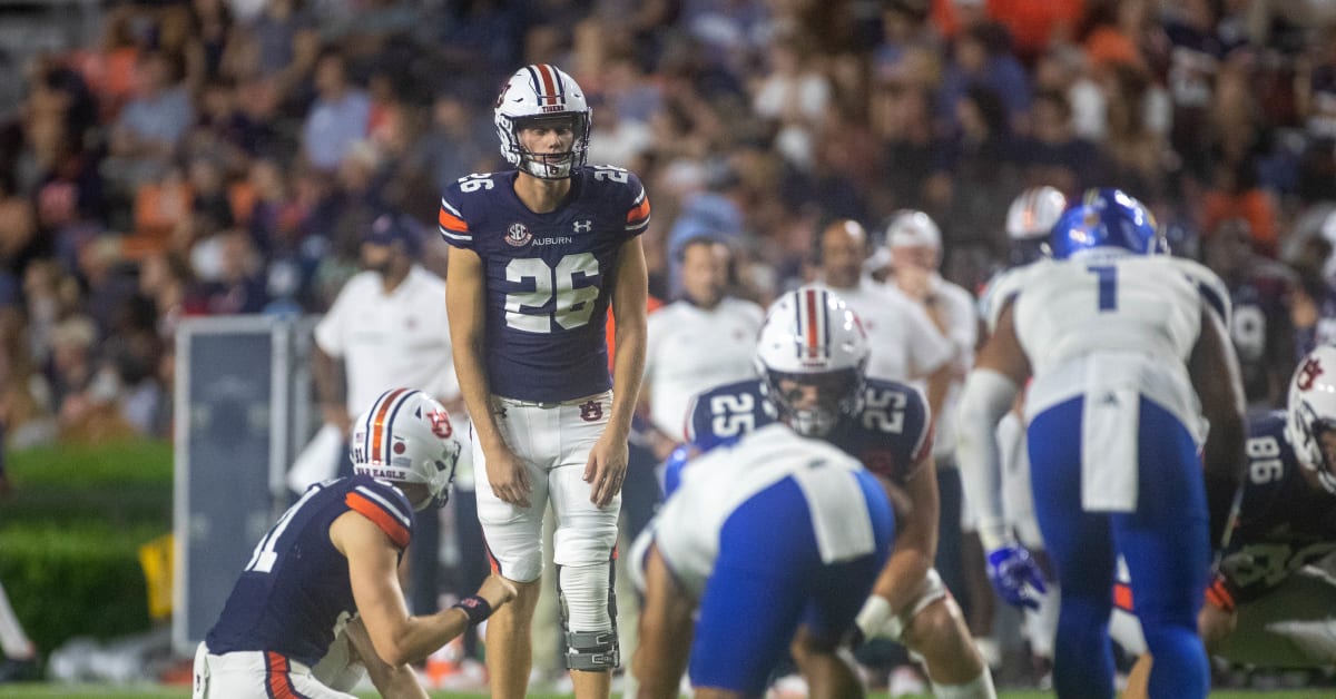 Auburn football kicker Anders Carlson named to 2022 Allstate AFCA Good