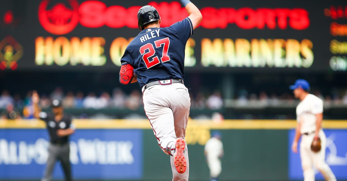 WATCH Atlanta Braves Third Baseman Austin Riley Blasts 36th Home Run