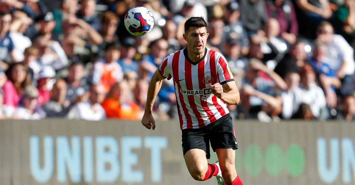 Sunderland boss delivers positive injury update on Danny Batth Sports