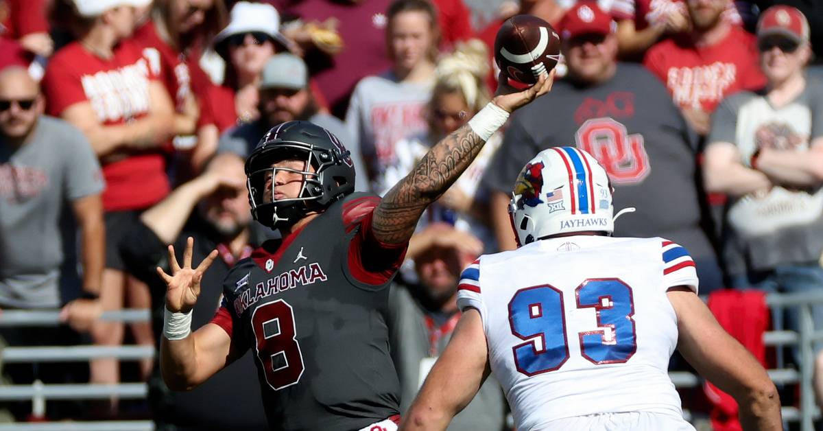 Depth Chart Remains Unchanged Ahead Of Kansas Jayhawks Senior Day
