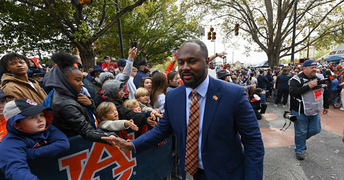 Auburn football's Zac Etheridge ranks inside top 10 of college football