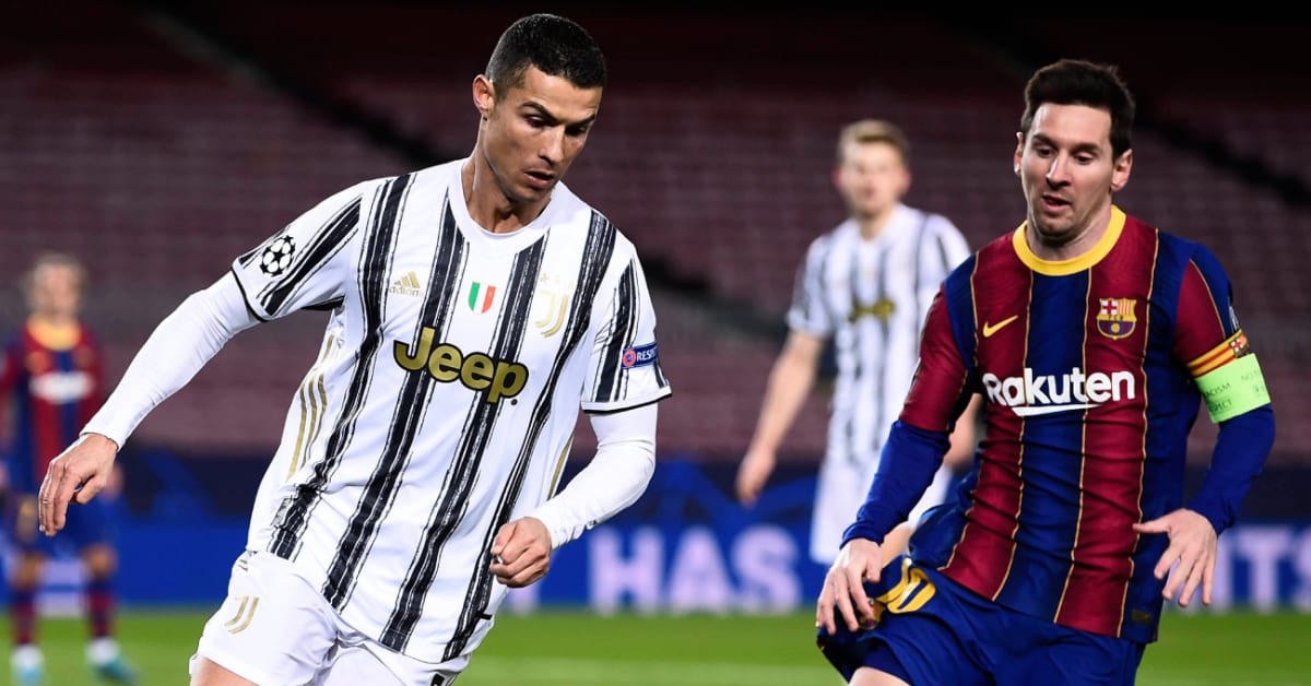 Photo: Cristiano Ronaldo and Lionel Messi play chess in Louis