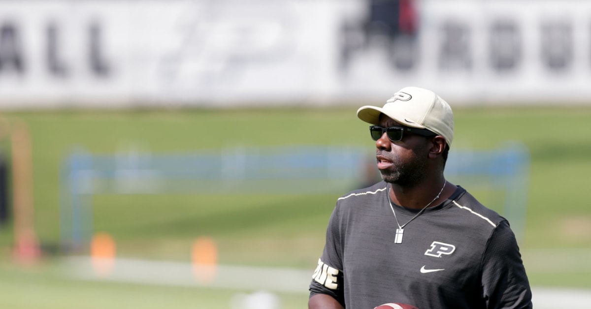 Just a Minute Alabama Football's Coaching Staff Finalized Sports