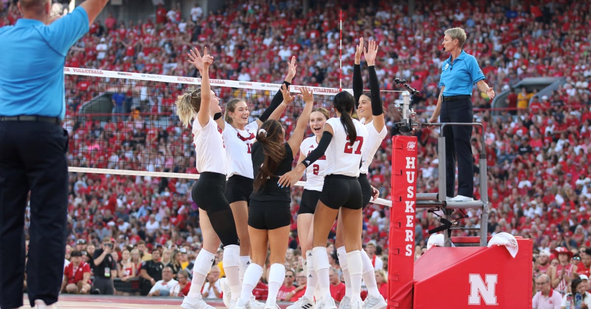 Volleyball Day in Nebraska Breaks World Record; Huskers Sweep Omaha