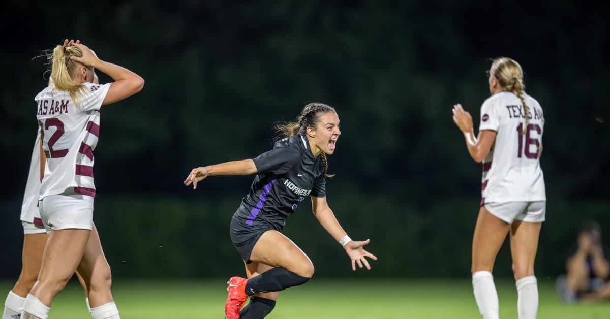 Women's Soccer Poll Watching Week 4 Frogs Drop From Rankings, Again