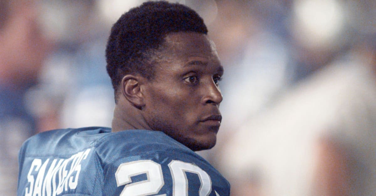 Barry Sanders Honored by Lions With Franchise’s First Player Statue